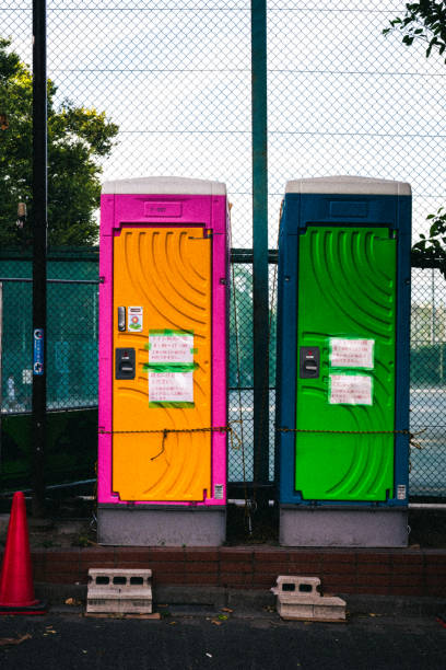 Best Porta potty rental near me  in Le Center, MN