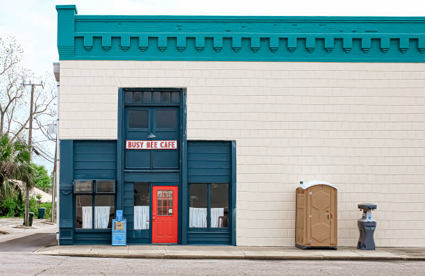 Best Porta potty rental near me  in Le Center, MN